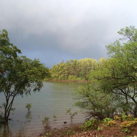 Lake View Resort Lonavala Dış mekan fotoğraf