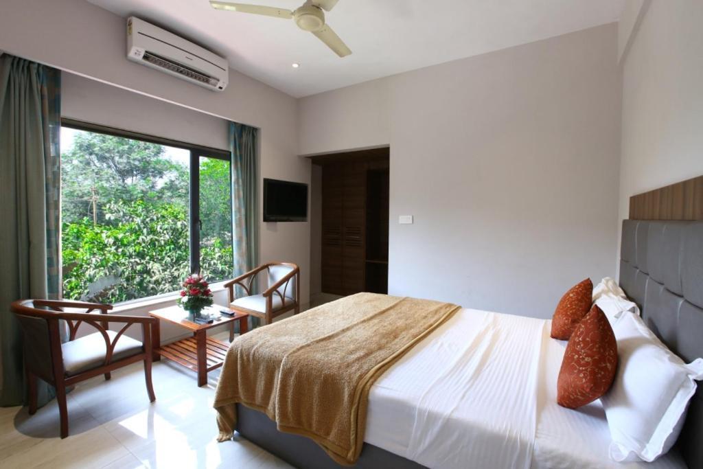 Lake View Resort Lonavala Dış mekan fotoğraf