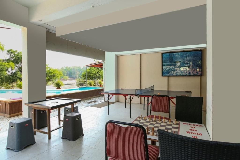 Lake View Resort Lonavala Dış mekan fotoğraf