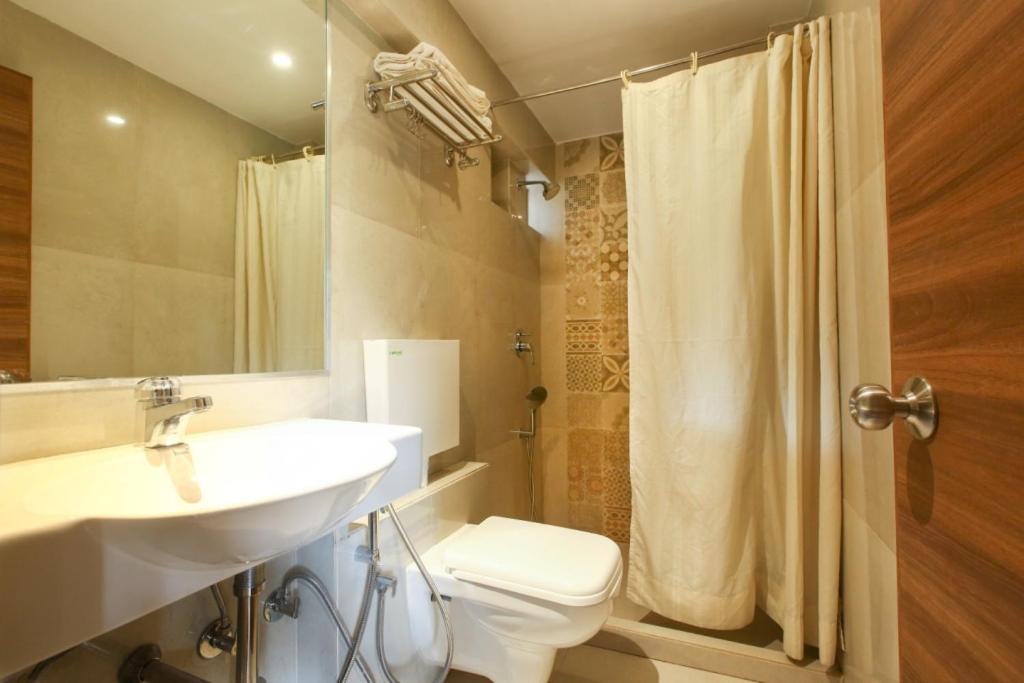 Lake View Resort Lonavala Dış mekan fotoğraf