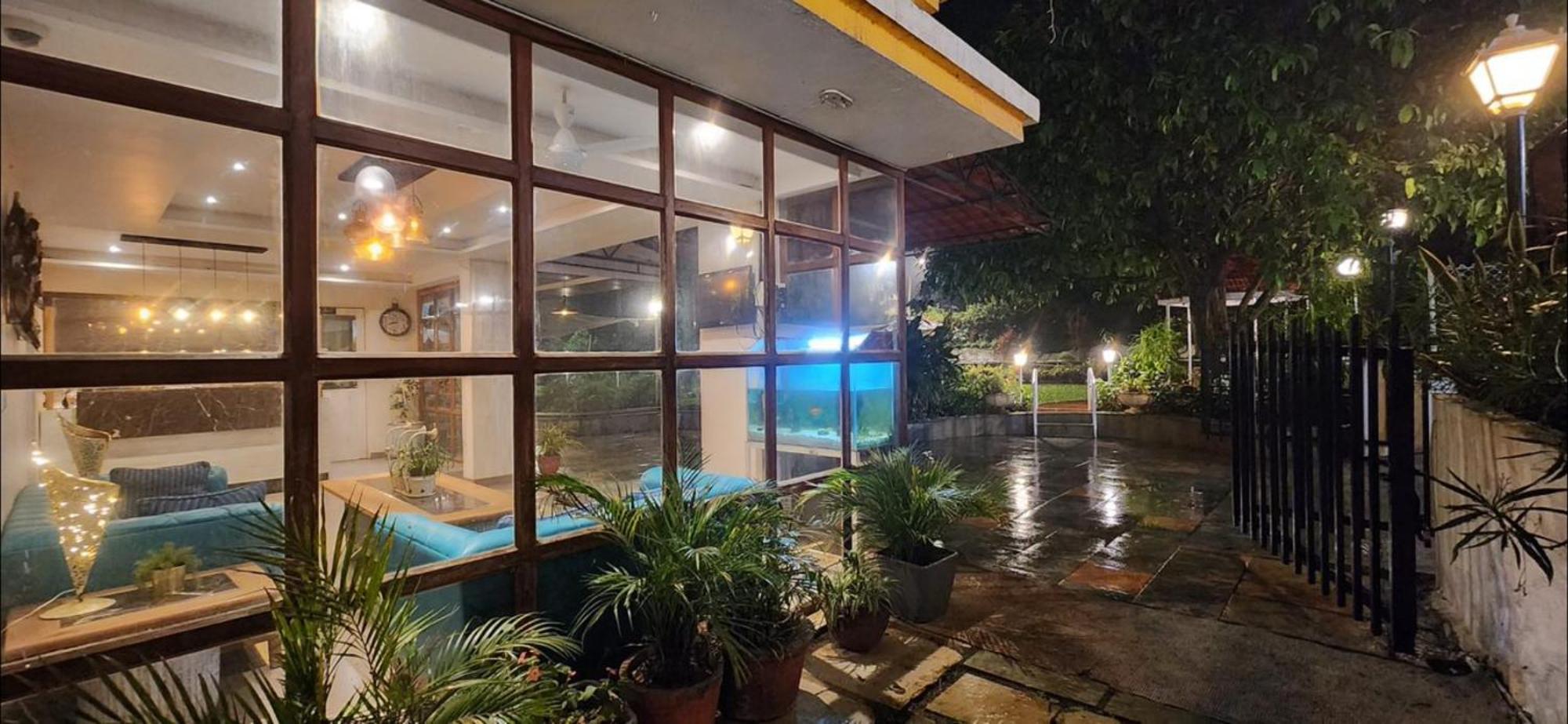 Lake View Resort Lonavala Dış mekan fotoğraf
